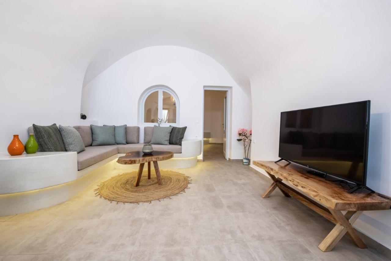 Sun Angelos Oia - Luxury Cave Suites エクステリア 写真